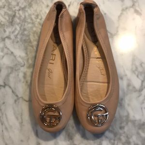 Tahari Nude Flats